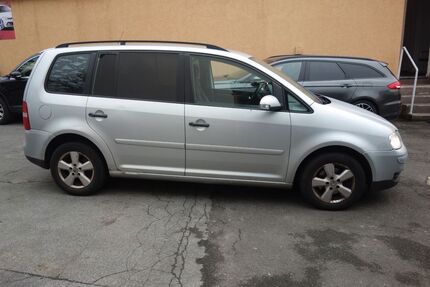 VW Touran 261.000 km 1.050 &euro; mülheim an der rühr 45478