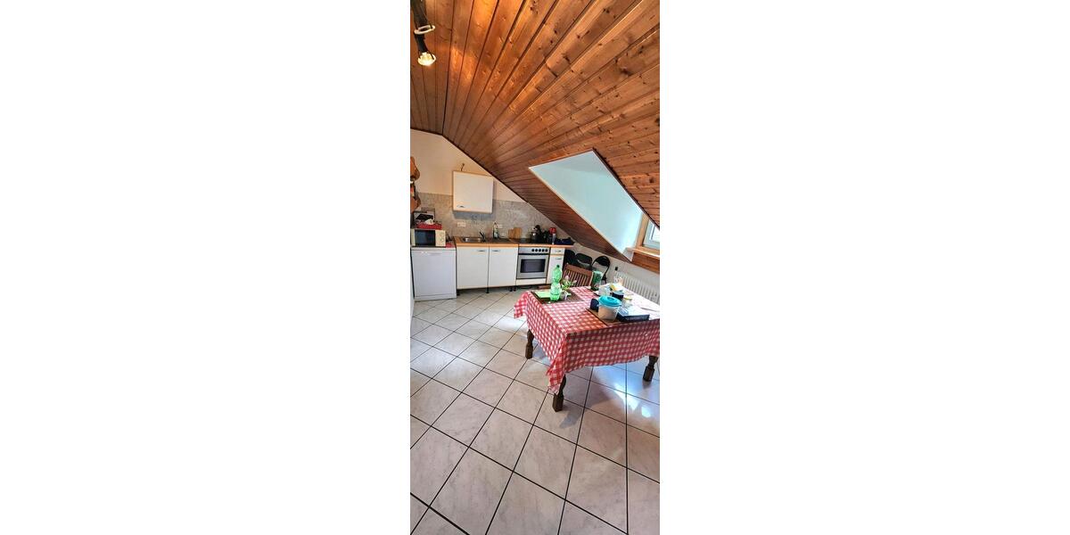 Dachgeschoßwohnung Ratingen - 1 Zimmer, 45 m&sup2;, 550&euro; | Angebot:26358096