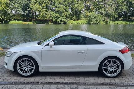 Audi TT 180.000 km 8.600 &euro; Mülheim an der Ruhr 45478