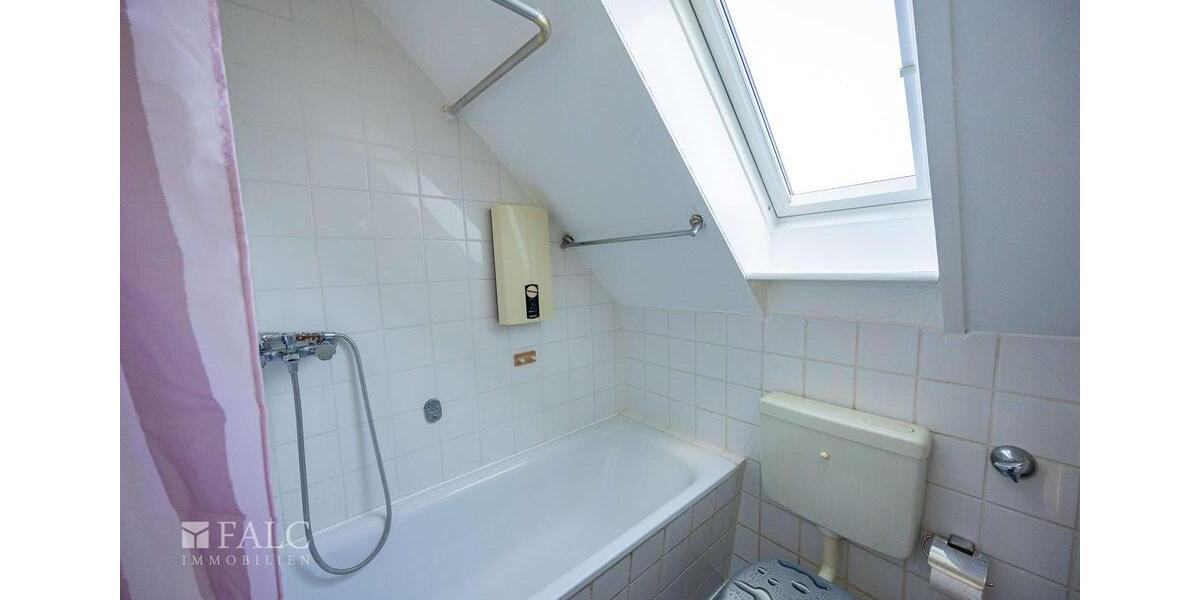 Dachgeschoßwohnung Heiligenhaus - 2 Zimmer, 41 m&sup2;, 405&euro; | Angebot:24780673