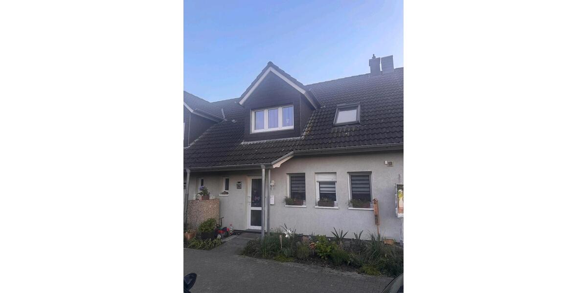 Reihenhaus Krefeld Fischeln - 4 Zimmer, 115 m&sup2;, 1.200&euro; | Angebot:26374927