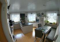 4 Zimmer-Wohnung mit Terrasse, EBK und 80qm Garage