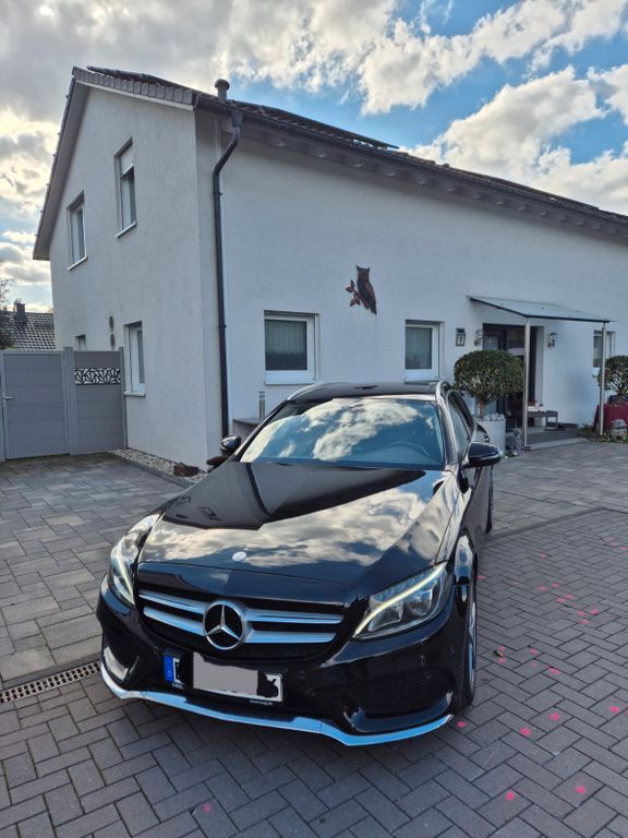 Mercedes-Benz C 250 95.000 km 22.000 € Bottrop 46238
