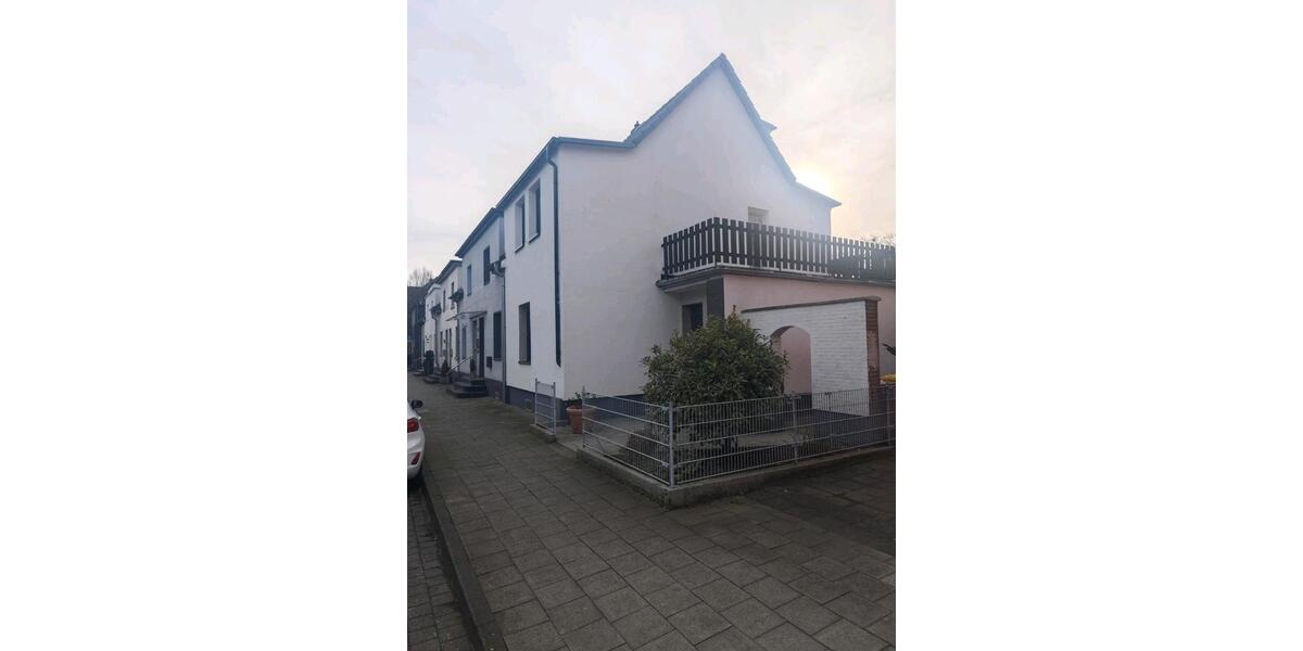 Reihenhaus Meerbusch Kierst - 5.5 Zimmer, 110 m&sup2;, 660.000&euro; | Angebot:24770605