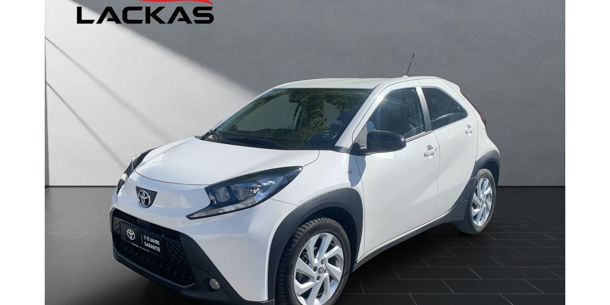 Toyota Aygo (X) 30.000 km 14.941 &euro; Duisburg 47055