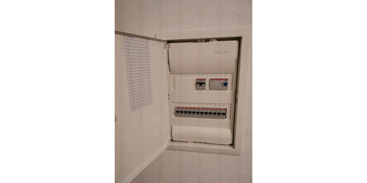 Etagenwohnung Krefeld Gartenstadt - 3 Zimmer, 84 m&sup2;, 215.000&euro; | Angebot:27178342