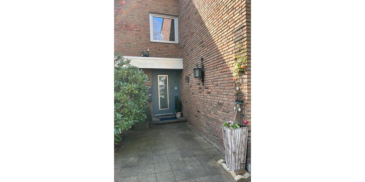 Etagenwohnung Krefeld Fischeln - 4 Zimmer, 120 m&sup2;, 1.260&euro; | Angebot:26395053