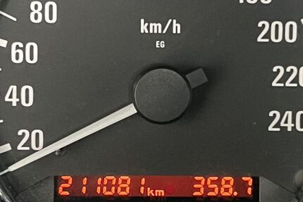 BMW Z3 211.081 km 9.500 &euro; Bottrop 46240