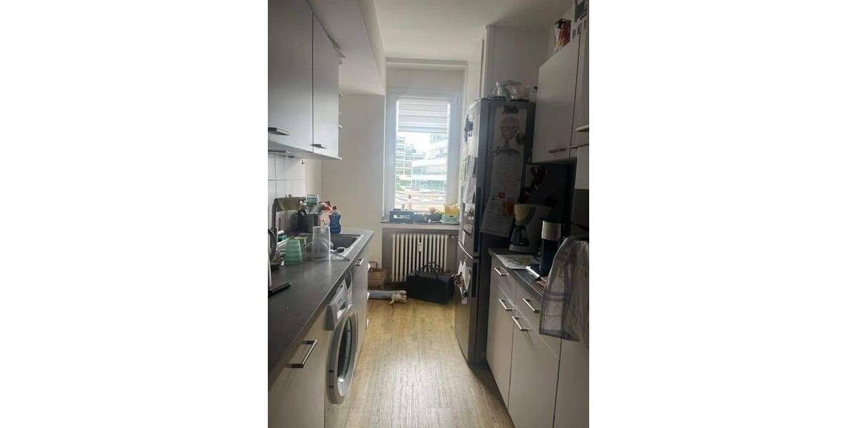 Etagenwohnung Düsseldorf Derendorf - 3 Zimmer, 92 m&sup2;, 1.150&euro; | Angebot:26886910