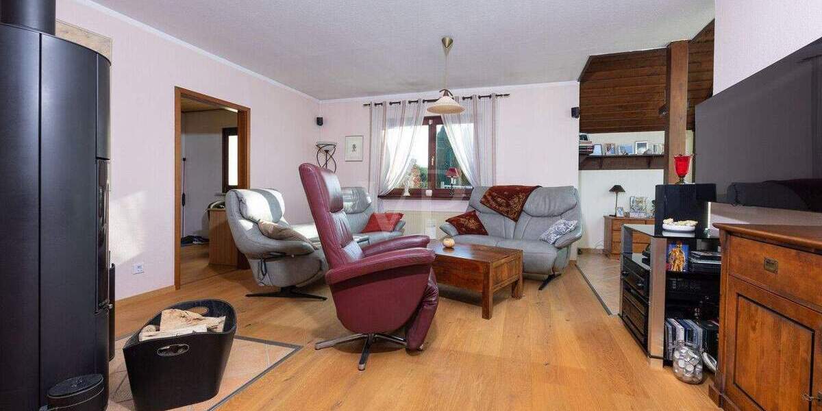 Einfamilienhaus Velbert Mitte - 4 Zimmer, 118 m&sup2;, 469.000&euro; | Angebot:24724074