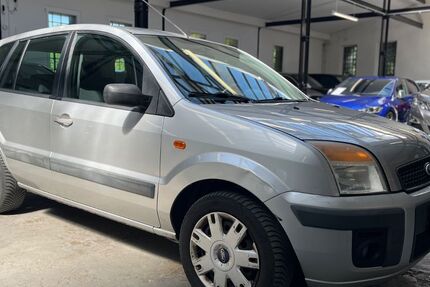 Ford Fusion 175.500 km 1.580 &euro; Velbert 42551