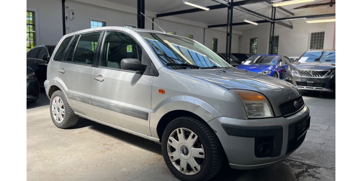Ford Fusion 175.500 km 1.580 &euro; Velbert 42551
