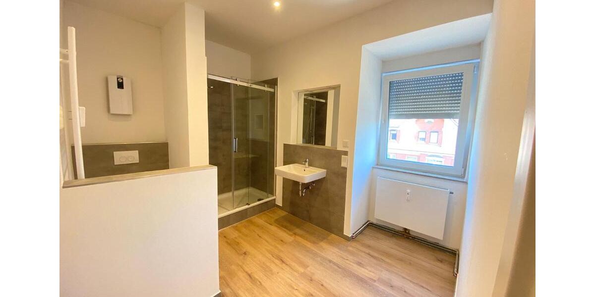 Tolle Dachgeschoss-Wohnung inkl. Terrasse und Einbauküche 3.5 zimmer