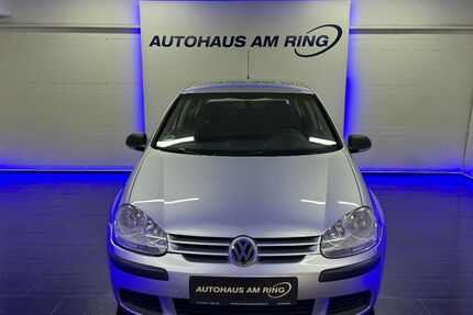 VW Golf 324.916 km 2.799 € Ratingen bei Düsseldorf 40878