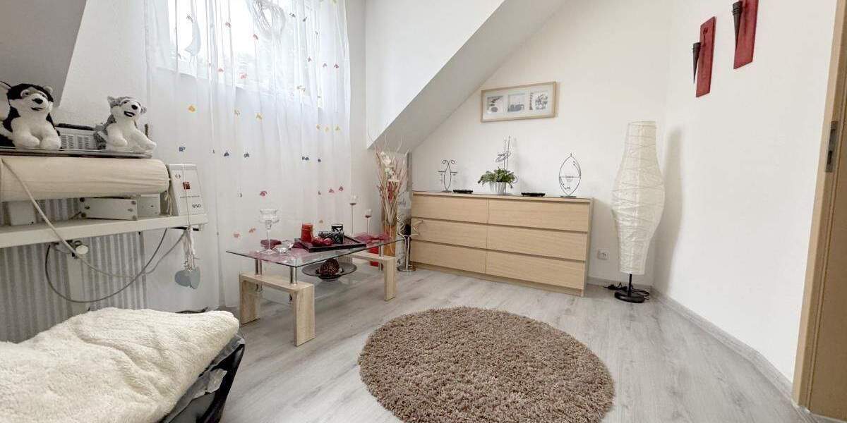 Einfamilienhaus Oberhausen Schwarze Heide - 7 Zimmer, 176 m&sup2;, 595.000&euro; | Angebot:25632282