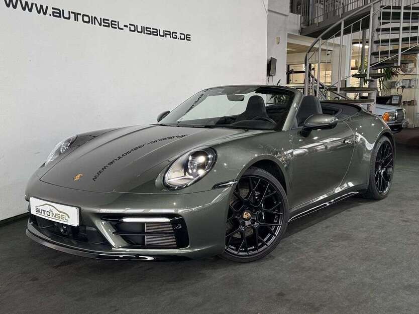 911