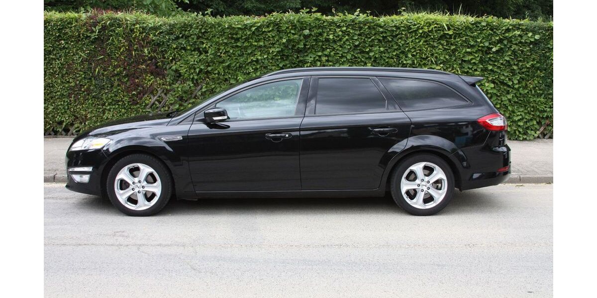 Ford Mondeo 250.784 km 3.700 &euro; Hattingen 45527