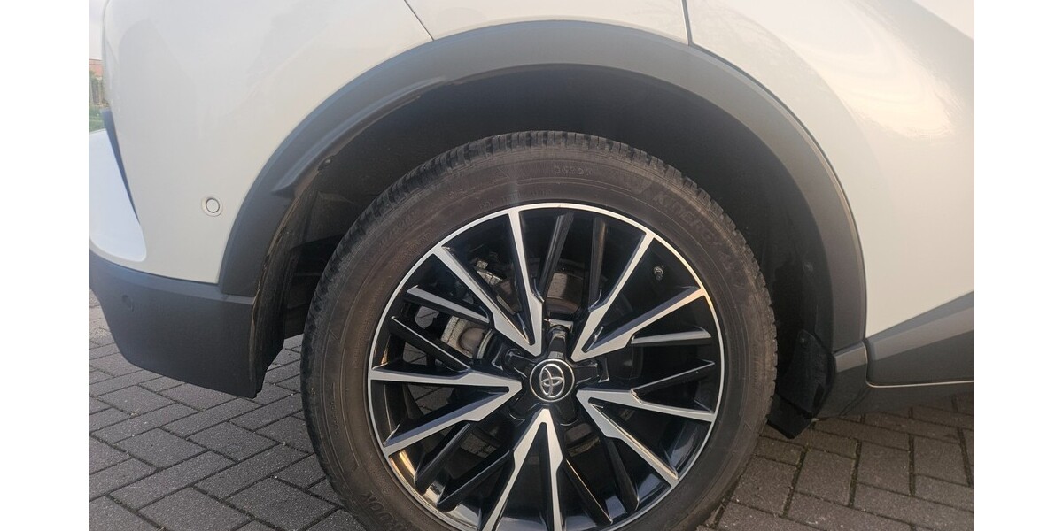 Toyota CHR 86.500 km 18.400 &euro; Herten 45699