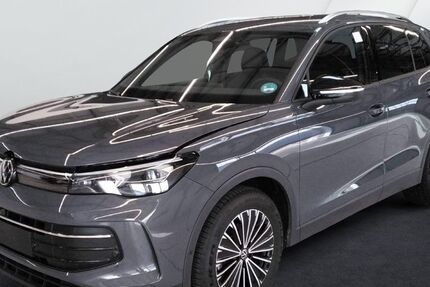 VW Tiguan 26.166 km 37.880 € Wesel 46483