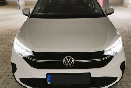 VW Taigo 25.651 km 16.500 &euro; Essen 45145