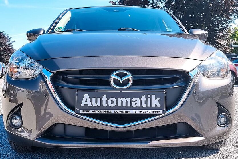 Mazda 2 114.705 km 12.250 € Duisburg 47178