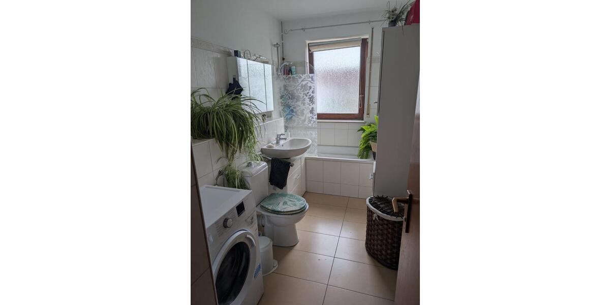Etagenwohnung Düsseldorf Oberbilk - 2 Zimmer, 60 m&sup2;, 1.390&euro; | Angebot:26411570