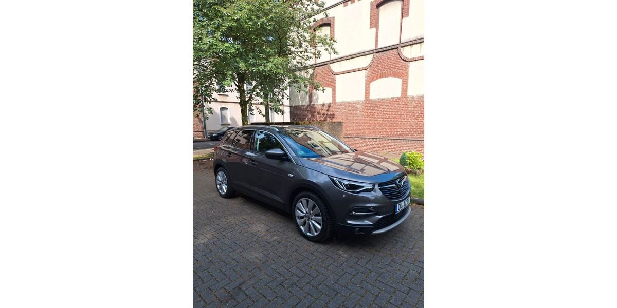 Opel Grandland (X) 125.000 km 14.700 &euro; Duisburg 47167