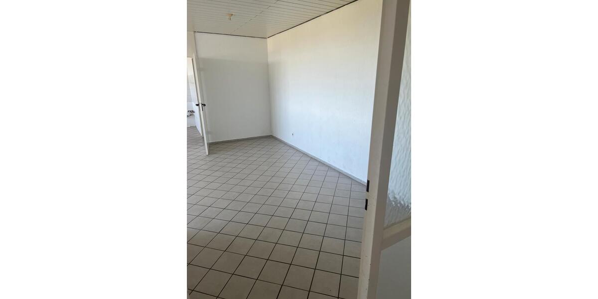 Erdgeschoßwohnung Krefeld Benrad - 3 Zimmer, 74 m&sup2;, 720&euro; | Angebot:26395068