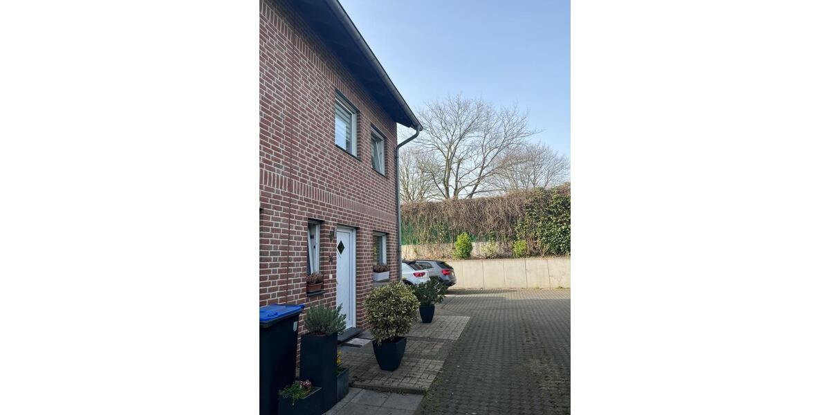 Reihenhaus Moers Schwafheim - 5 Zimmer, 114 m&sup2;, 419.000&euro; | Angebot:26977135