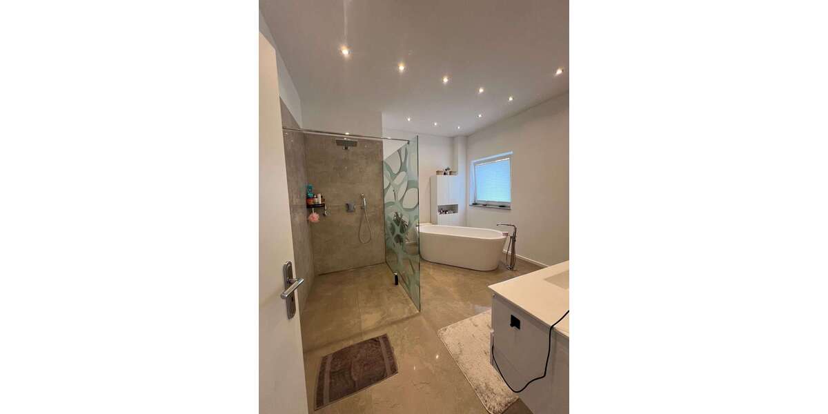 Wohnung zum Kaufen in Velbert 550.000 € 156.65 m² 3 zimmer