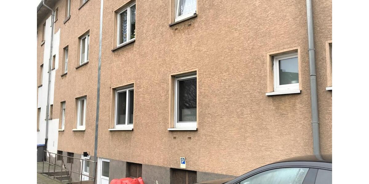 Erdgeschoßwohnung Duisburg Ruhrort - 6 Zimmer, 108 m&sup2;, 140.000&euro; | Angebot:23298929
