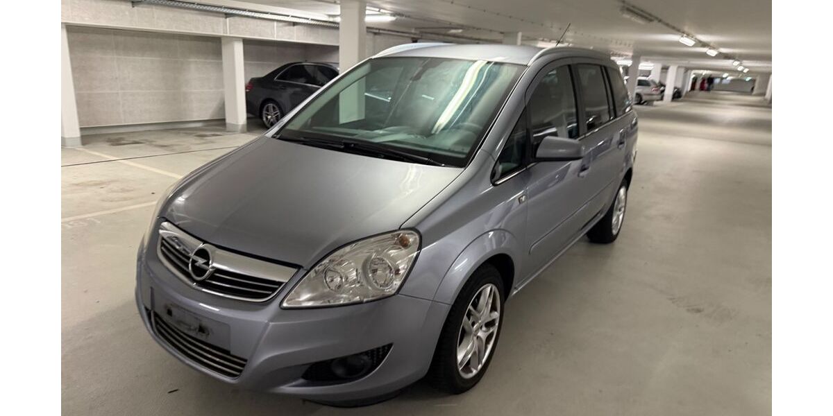 Opel Zafira 200.000 km 2.999 &euro; Essen 45326