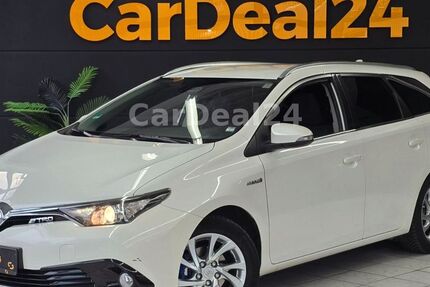 Toyota Auris 224.000 km 8.499 &euro; Voerde 46562