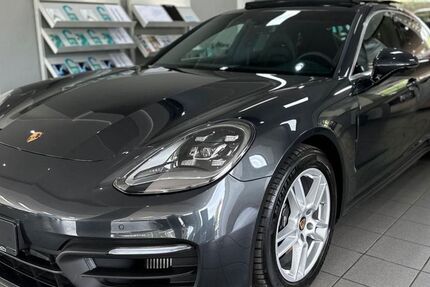 Porsche Panamera 17.000 km 82.990 &euro; Heiligenhaus 42579