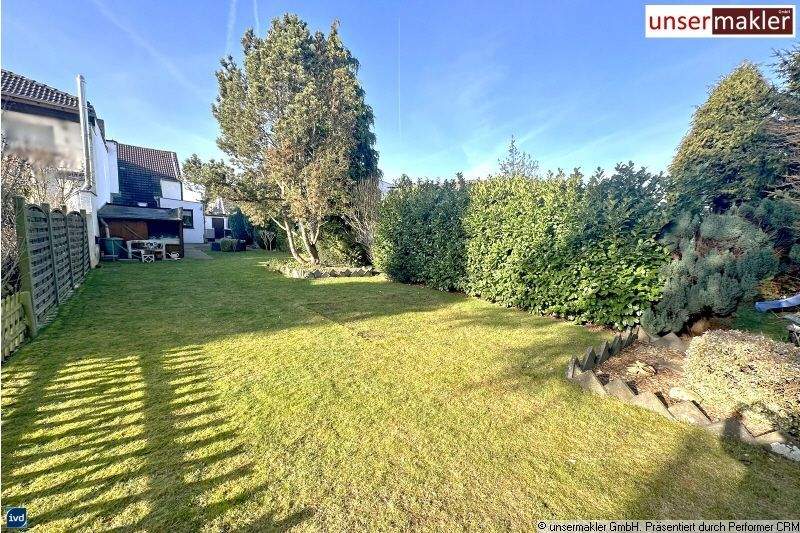 DHH mit Anbaupotenzial und neuer Wärmepumpe 3 zimmer