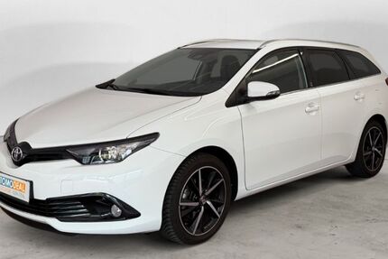 Toyota Auris 38.674 km 15.479 &euro; Moers 47445