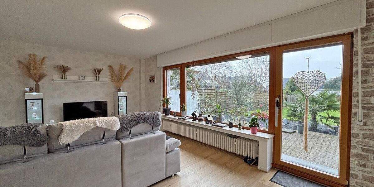 Mehrfamilienhaus, Wohnhaus Voerde Spellen - 6 Zimmer, 165 m&sup2;, 395.000&euro; | Angebot:25278709