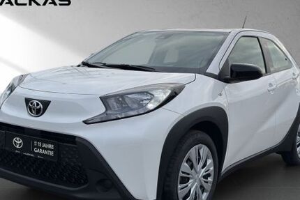 Toyota Aygo (X) 3.036 km 14.990 &euro; Dinslaken 46537