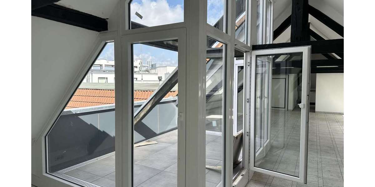 Wohnung zum Mieten in Krefeld 736 € 92 m² 1 zimmer