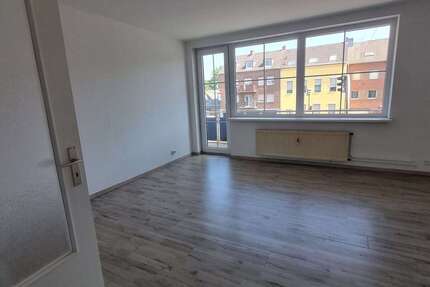 Wohnung Krefeld Fischeln - 4 Zimmer, 73 m&sup2;, 790&euro; | Angebot:26505740