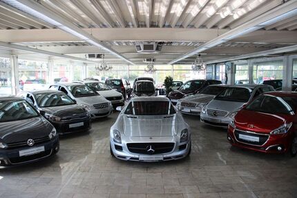Mercedes SLS AMG