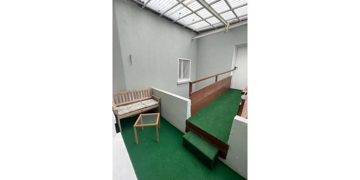 Etagenwohnung Essen Stadtbezirk VIII - 5 Zimmer, 150 m&sup2;, 1.680&euro; | Angebot:25363545