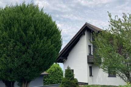 Haus zum Kaufen in Bad Herrenalb 910.000 € 272 m²