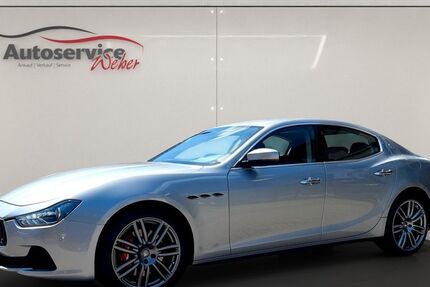 Maserati Ghibli 9.563 km 39.990 &euro; Düsseldorf 40235