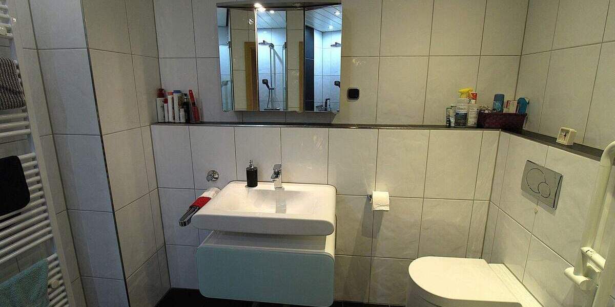 Reihenmittelhaus Gladbeck Zweckel - 6 Zimmer, 150 m&sup2;, 385.000&euro; | Angebot:24786403