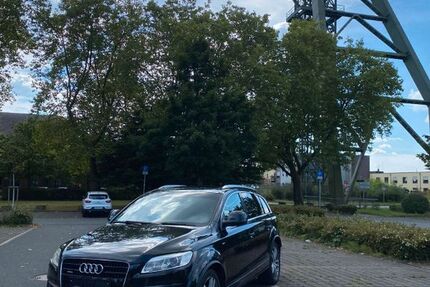 Audi Q7 225.000 km 10.999 &euro; Oberhausen 46149