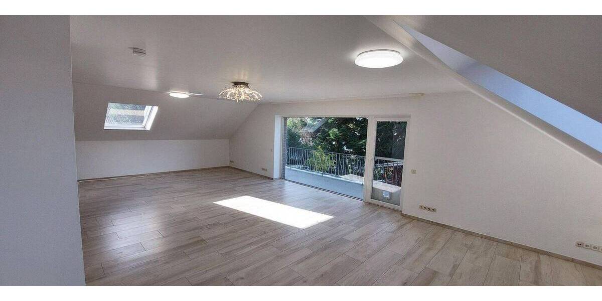 Etagenwohnung Ratingen Zentrum - 2 Zimmer, 117 m&sup2;, 1.390&euro; | Angebot:26818922
