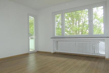 Wohnung Mülheim an der Ruhr Rechtsruhr-Nord - 3 Zimmer, 76 m&sup2;, 779&euro; | Angebot:25271151