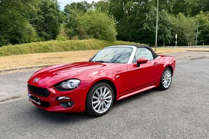 Fiat 124 Spider 89.300 km 14.900 &euro; Oberhausen 46119
