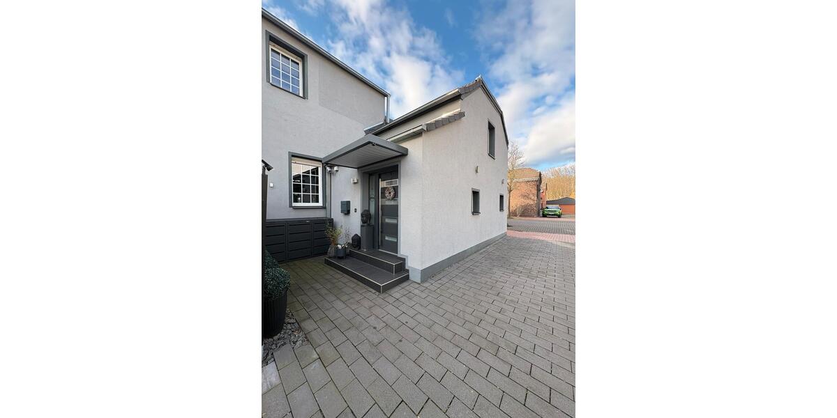 Doppelhaushälfte Essen Stadtbezirk IV - 3 Zimmer, 94 m&sup2;, 310.000&euro; | Angebot:25077843